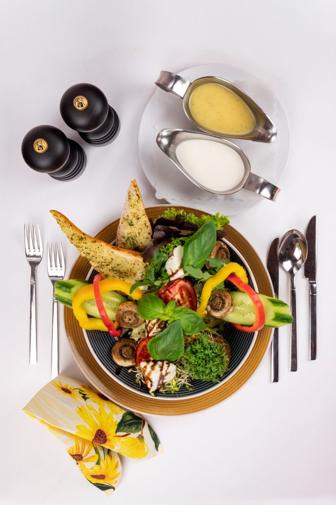 Am-Osterbichl-Restaurant-Oberammergau-Salat